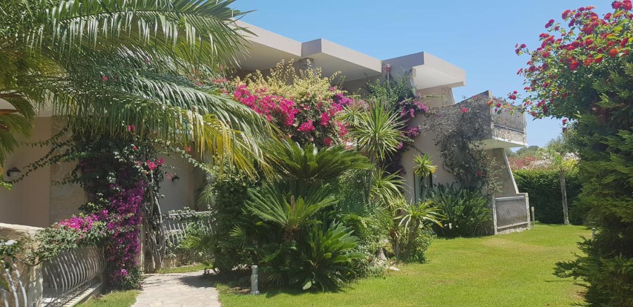 Palm Village Villasimius Exterior photo