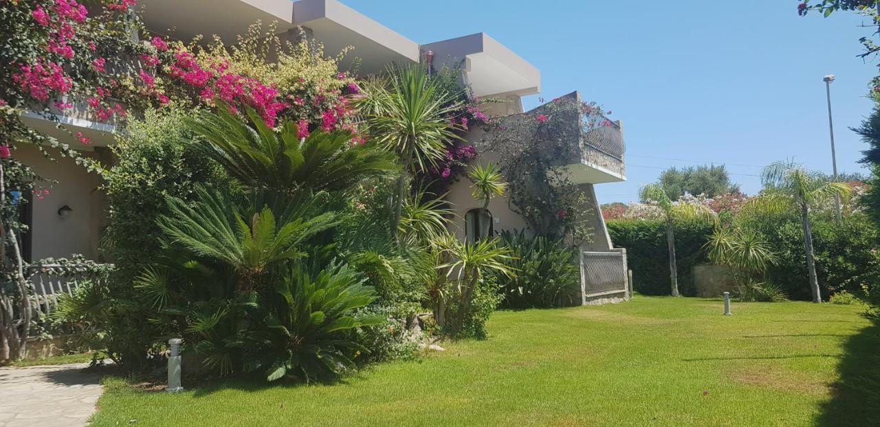 Palm Village Villasimius Exterior photo