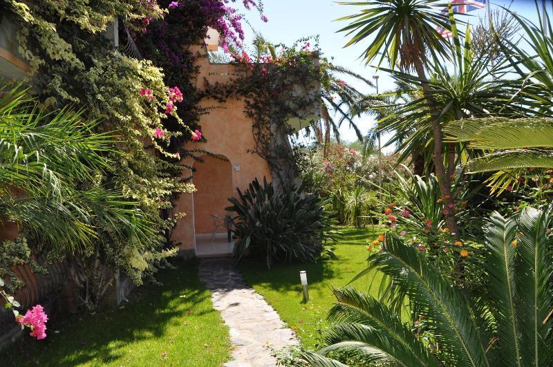 Palm Village Villasimius Exterior photo