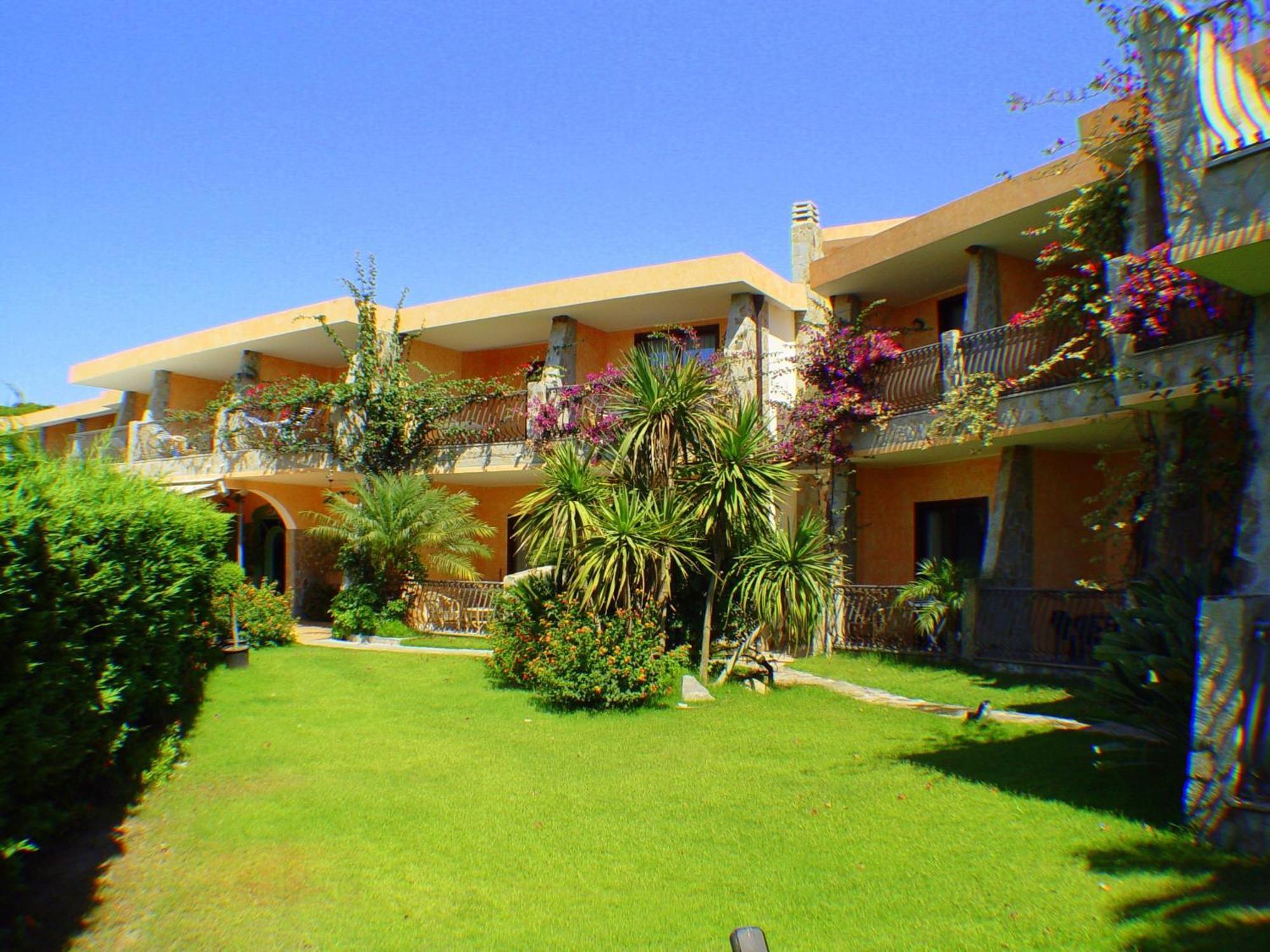 Palm Village Villasimius Exterior photo