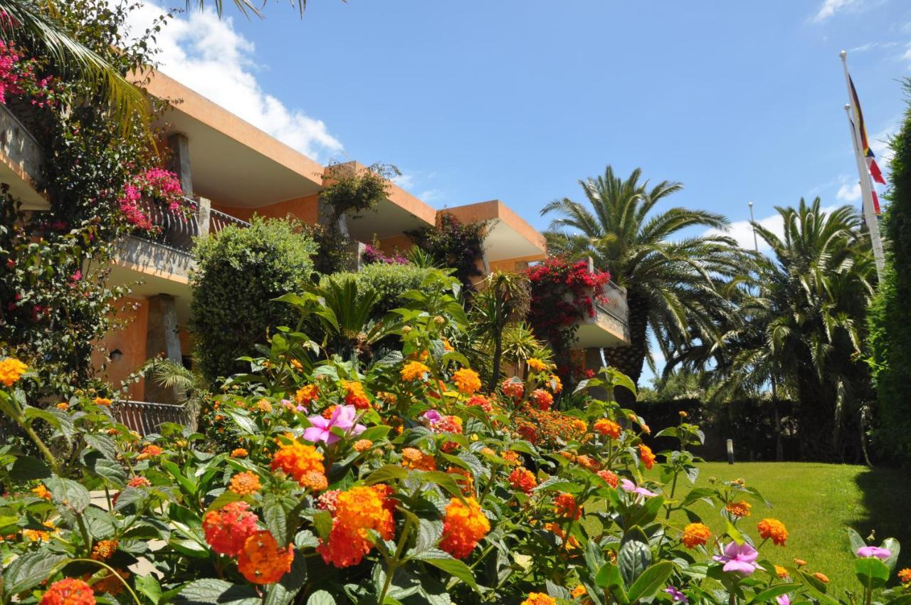 Palm Village Villasimius Exterior photo